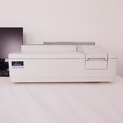 Perkin Elmer Lambda 35 UV/Vis Spectrophotometer